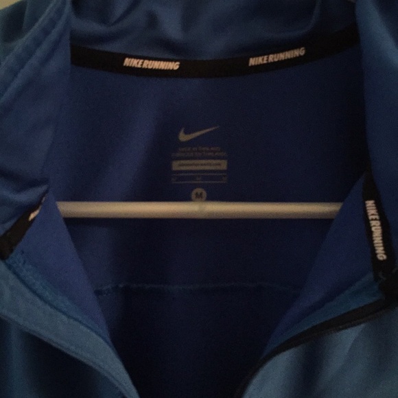 Nike dri-fit 3/4 zip - Picture 3 of 7